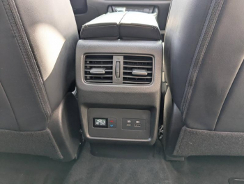 Photo 23 du bon plan NISSAN X-Trail e-4orce 213ch Tekna 7 places occasion à 37590 €