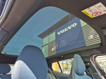 Photo 10 du bon plan VOLVO EX30 Single Extended Range 272ch Ultra occasion à 33990 €