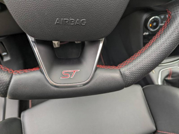 Photo 9 du bon plan FORD Puma 1.5 EcoBoost 200ch S&S ST occasion à 33900 €