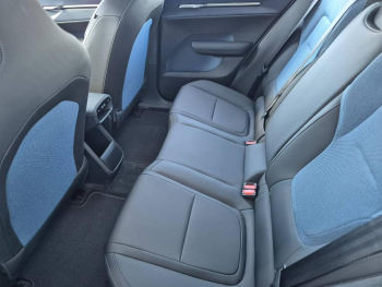 Photo 6 du bon plan VOLVO EX30 Single Extended Range 272ch Ultra occasion à 33900 €