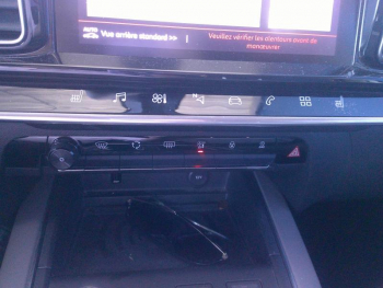 Photo 14 du bon plan CITROEN C5 Aircross BlueHDi 130ch S&S Shine EAT8 occasion à 19900 €