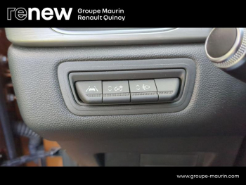 Photo 10 du bon plan RENAULT Captur 1.6 E-Tech hybride 145ch Intens -21 occasion à 18690 €