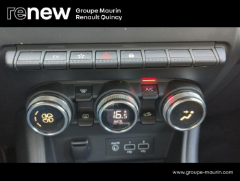 Photo 13 du bon plan RENAULT Captur 1.6 E-Tech hybride 145ch Intens -21 occasion à 18690 €