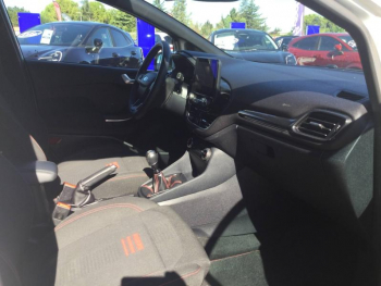 Photo 10 du bon plan FORD Fiesta 1.0 EcoBoost Hybrid 125ch ST-Line X 5p occasion à 16990 €