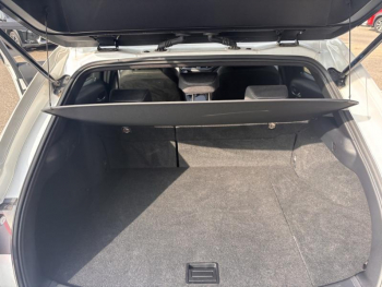 Photo 24 du bon plan LEXUS UX 250h 2WD Premium Edition MY21 occasion à 24990 €