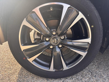 Photo 27 du bon plan LEXUS UX 250h 2WD Premium Edition MY21 occasion à 24990 €