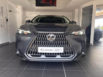Photo 2 du bon plan LEXUS NX 450h+ Luxe 4WD occasion à 53990 €