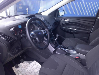 Photo 10 du bon plan FORD Kuga 2.0 TDCi 140ch FAP Trend occasion à 12901 €