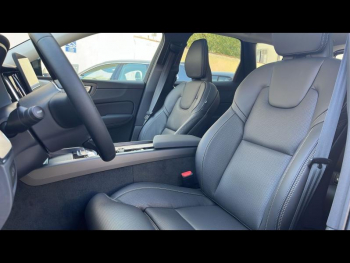 Photo 5 du bon plan VOLVO XC60 T6 Hybride Rechargeable 253 + 145ch Ultra Style Dark Geartronic 8 AWD occasion à 74900 €