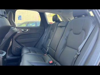 Photo 6 du bon plan VOLVO XC60 T6 Hybride Rechargeable 253 + 145ch Ultra Style Dark Geartronic 8 AWD occasion à 74900 €