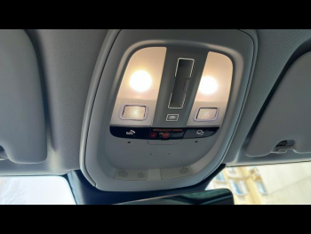 Photo 17 du bon plan VOLVO XC60 T6 Hybride Rechargeable 253 + 145ch Ultra Style Dark Geartronic 8 AWD occasion à 74900 €