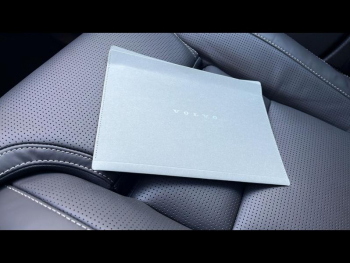 Photo 18 du bon plan VOLVO XC60 T6 Hybride Rechargeable 253 + 145ch Ultra Style Dark Geartronic 8 AWD occasion à 74900 €