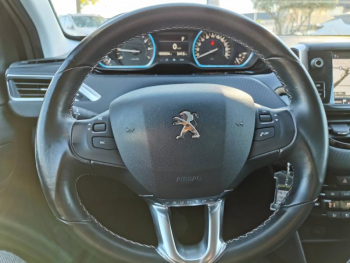 Photo 10 du bon plan PEUGEOT 2008 1.2 PureTech 110ch E6.c Allure S&S EAT6 occasion à 12000 €