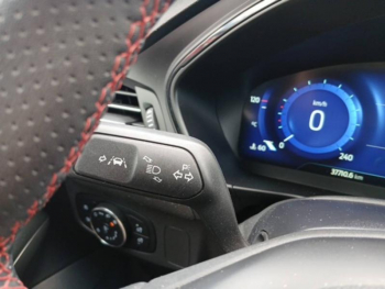 Photo 12 du bon plan FORD Focus 1.0 Flexifuel mHEV 125ch ST-Line Design occasion à 20490 €