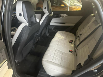 Photo 10 du bon plan RENAULT Espace 1.2 E-Tech full hybrid 200ch Iconic 7 places - 24 occasion à 39900 €