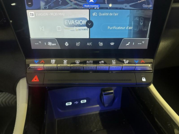 Photo 15 du bon plan RENAULT Espace 1.2 E-Tech full hybrid 200ch Iconic 7 places - 24 occasion à 39900 €