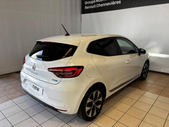Photo 11 du bon plan RENAULT Clio 1.3 TCe 130ch FAP Intens EDC occasion à 16490 €