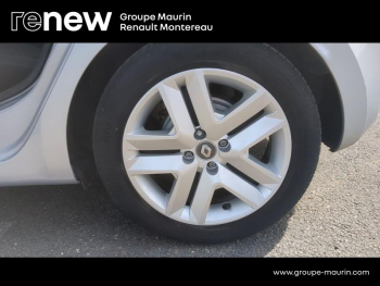 Photo 17 du bon plan RENAULT Clio 1.6 E-Tech 140ch Zen -21 occasion à 16490 €