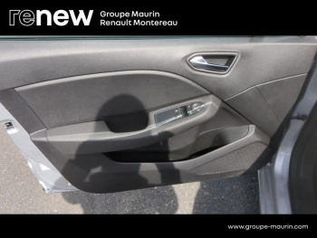 Photo 21 du bon plan RENAULT Clio 1.6 E-Tech 140ch Zen -21 occasion à 16490 €