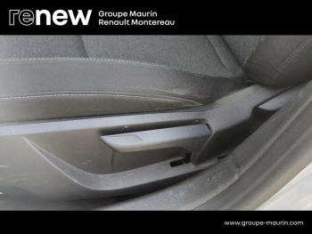 Photo 23 du bon plan RENAULT Clio 1.6 E-Tech 140ch Zen -21 occasion à 16490 €