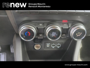 Photo 29 du bon plan RENAULT Clio 1.6 E-Tech 140ch Zen -21 occasion à 16490 €