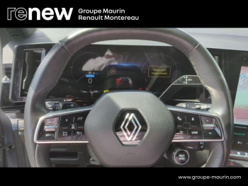Photo 9 du bon plan RENAULT Austral 1.2 E-Tech full hybrid 200ch Iconic occasion à 31990 €