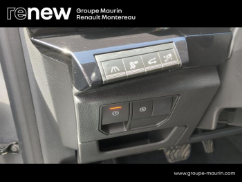 Photo 26 du bon plan RENAULT Austral 1.2 E-Tech full hybrid 200ch Iconic occasion à 31990 €
