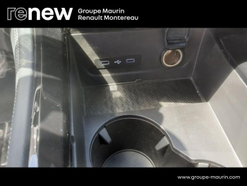 Photo 30 du bon plan RENAULT Austral 1.2 E-Tech full hybrid 200ch Iconic occasion à 31990 €