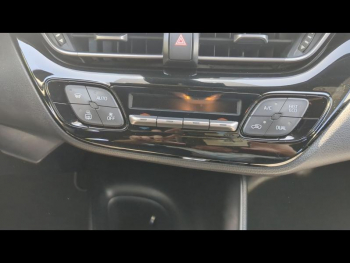 Photo 14 du bon plan TOYOTA C-HR 1.2 Turbo 116ch Dynamic AWD CVT occasion à 14990 €