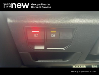 Photo 16 du bon plan RENAULT Austral 1.2 E-Tech full hybrid 200ch Techno esprit Alpine - 23 occasion à 34989 €