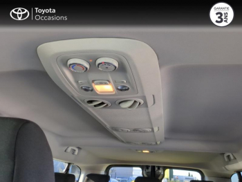 Photo 22 du bon plan TOYOTA ProAce Combi Long 1.5 120 D-4D Dynamic RC22 occasion à 32990 €