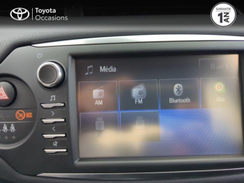 Photo 23 du bon plan TOYOTA Yaris 110 VVT-i Design Y20 5p MY19 occasion à 13990 €