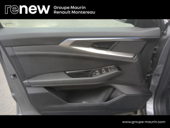 Photo 22 du bon plan RENAULT Austral 1.2 E-Tech full hybrid 200ch Iconic occasion à 32900 €