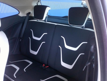 Photo 10 du bon plan FORD Ka 1.2 69ch Stop&Start White Edition occasion à 7590 €