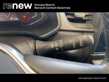 Photo 30 du bon plan RENAULT Captur 1.6 E-Tech hybride 145ch Intens -21 occasion à 17900 €