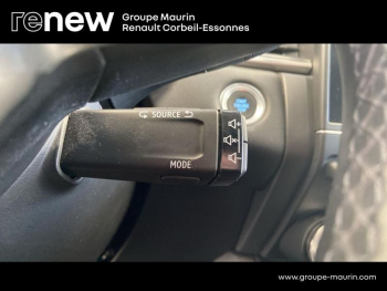 Photo 33 du bon plan RENAULT Captur 1.6 E-Tech hybride 145ch Intens -21 occasion à 17900 €
