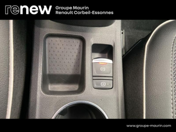 Photo 41 du bon plan RENAULT Captur 1.6 E-Tech hybride 145ch Intens -21 occasion à 17900 €