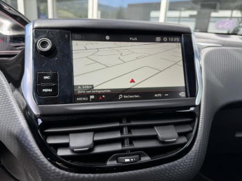 Photo 10 du bon plan PEUGEOT 2008 1.2  110ch  GT Line occasion à 10490 €