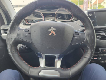 Photo 26 du bon plan PEUGEOT 2008 1.2  110ch  GT Line occasion à 10490 €