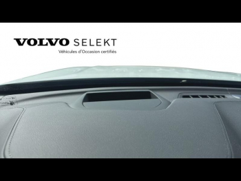 Photo 18 du bon plan VOLVO XC60 T6 Hybride Rechargeable 253 + 145ch Ultra Style Dark Geartronic 8 AWD occasion à 71900 €