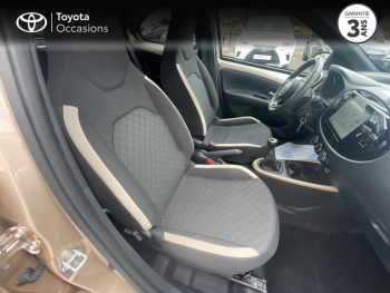 Photo 6 du bon plan TOYOTA Aygo X 1.0 VVT-i 72ch Design MY24 occasion à 16490 €