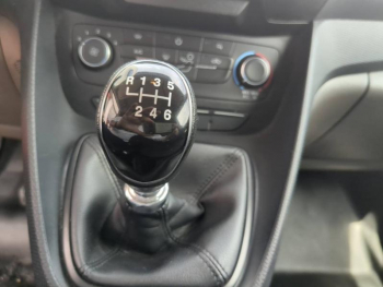 Photo 19 du bon plan FORD Transit Connect VUL L2 1.0E 100ch Trend occasion à 15990 €