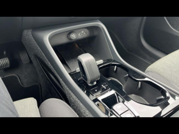 Photo 18 du bon plan VOLVO XC40 B3 163ch Plus DCT 7 occasion à 38900 €