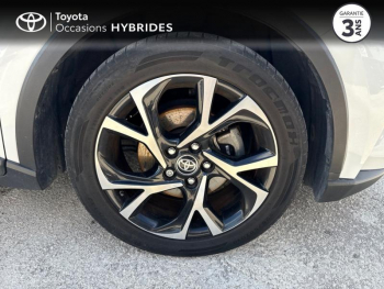 Photo 16 du bon plan TOYOTA C-HR 122h Edition 2WD E-CVT MY22 occasion à 21990 €