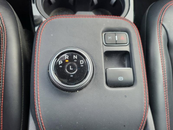Photo 18 du bon plan FORD Mustang Mach-E 351ch Extended Range 99kWh AWD occasion à 41180 €