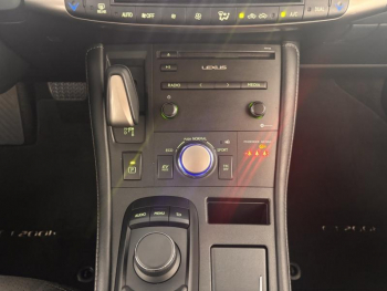 Photo 16 du bon plan LEXUS CT 200h Pack MY20 occasion à 21999 €