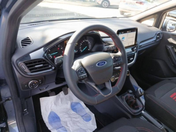 Photo 14 du bon plan FORD Fiesta 1.0 Flexifuel 95ch ST-Line 5p occasion à 18500 €