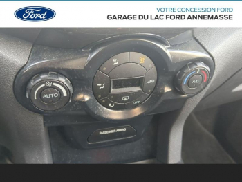 Photo 15 du bon plan FORD EcoSport 1.5 TDCi 95ch FAP Titanium occasion à 11990 €