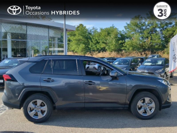 Photo 17 du bon plan TOYOTA RAV4 2.5 Hybride 218ch Dynamic 2WD MY22 occasion à 32790 €