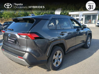 Photo 18 du bon plan TOYOTA RAV4 2.5 Hybride 218ch Dynamic 2WD MY22 occasion à 32790 €